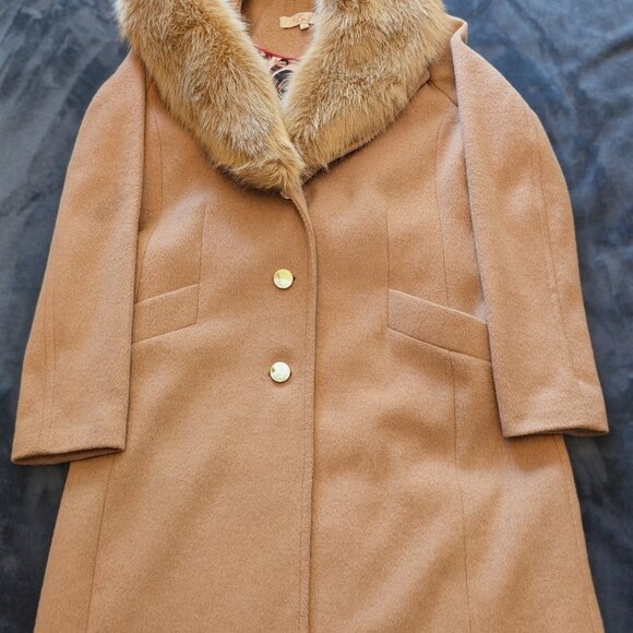 winter coat - Picture 3 of 3